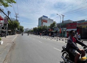 Bán nhà MTKD Lê Văn Quới, Q Bình Tân - 5x20m - 2 tầng - 18 tỷ